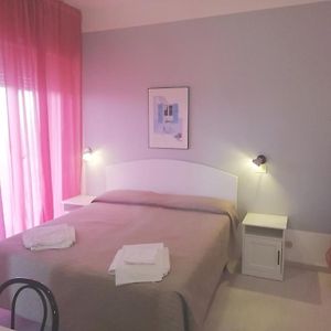 Camera con letto king size